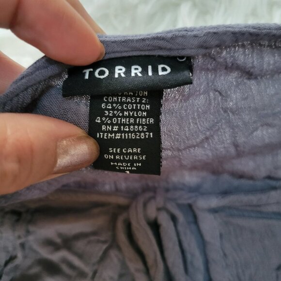 Torrid Gray Top - Size Small - Picture 4 of 10